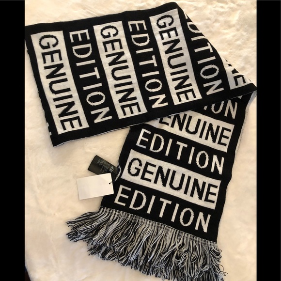 NWT Black white logo winter scarf